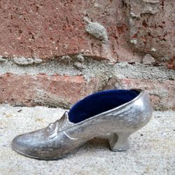 Vintage Florenza Small Pewter Shoe Pin Cushion 