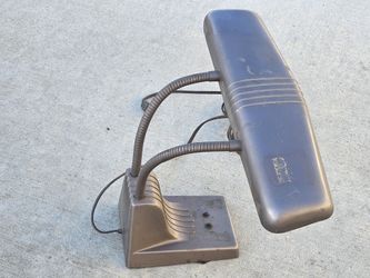 VINTAGE MID CENTURY MODERN DESK LAMP