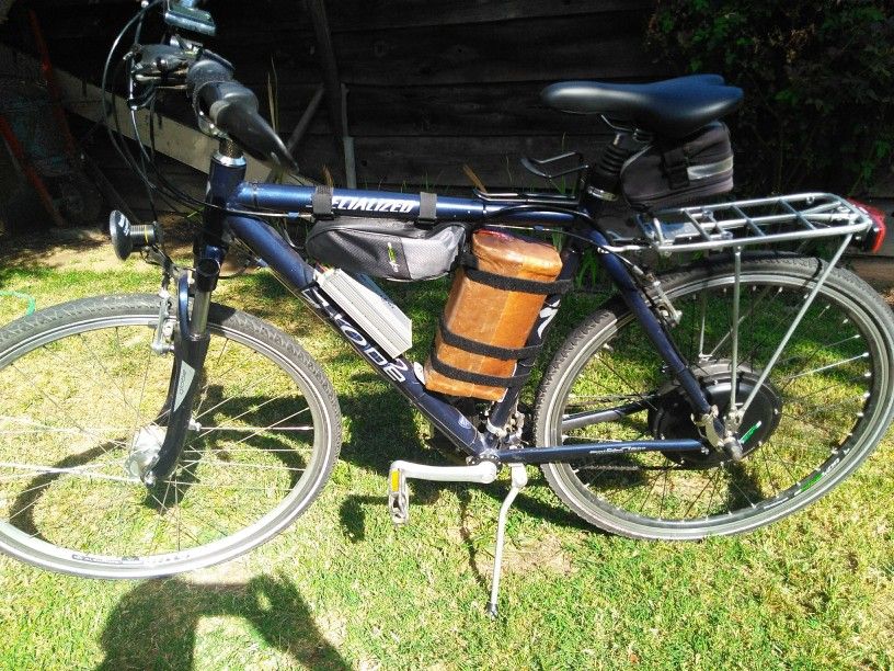 Fast Specialized Men's E Bike Reduced $