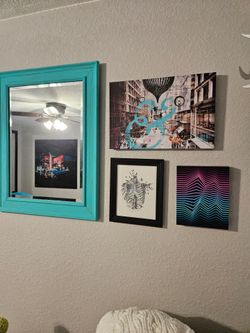 Graphic Canvas Print