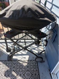 Electric Weber Grill and stand