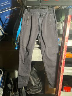 Joe’s Jeans bundle - Grey Joggers & Brand new jeans Size M