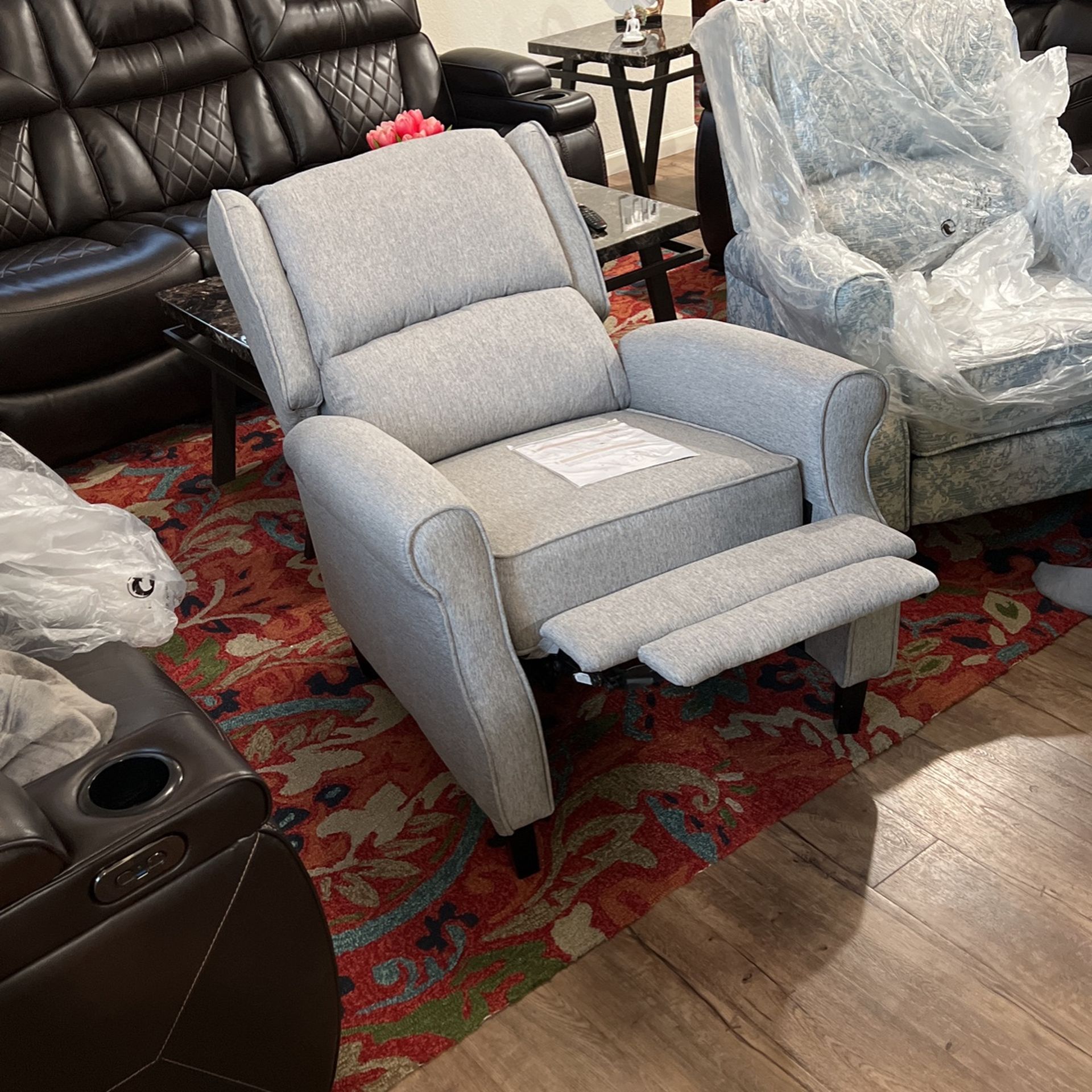 Brand New Reclining Chair/Sofa/seat