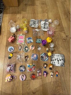 Anime Gashapon Keychain Pin Figure Lot - Hunter x Hunter Jujutsu Kaisen Blue Lock