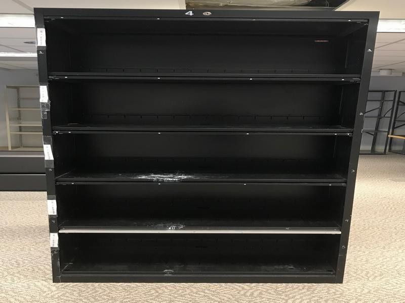 BLACK CABINET L36 x W17 x H60