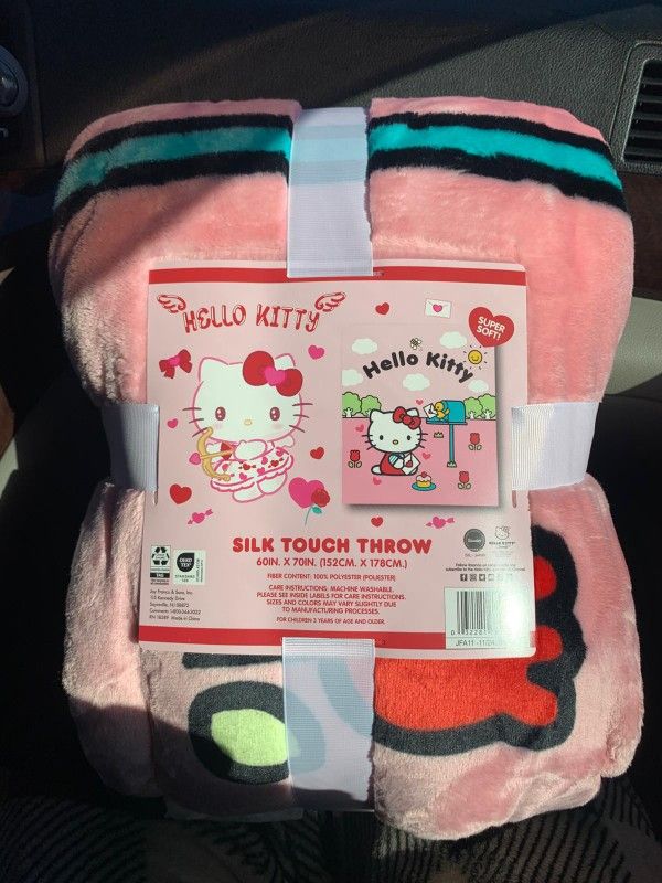 Hello Kitty Blanket