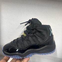 Kids Jordan 11s, 2 Different Sizes