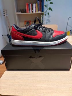 Air Jordan 1 Retro Low OG Size 10