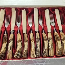 Anton Wingen Jr. Solingen-Germany Rostfrei Stag Handle 12pc Knife And Fork Set