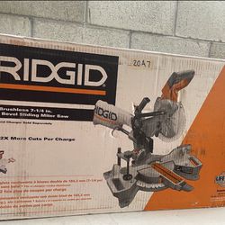 RIDGID 18V  7-1/4 in. Miter Saw (Tool Only)