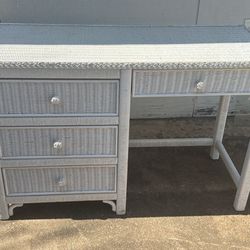 Wicker Desk And 2 Nightstands 