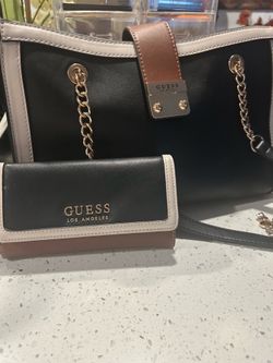Bolsa semi Nueva viene con su mondo buenas condiciones
