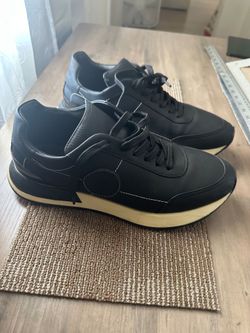 Hermes Drive black sneakers