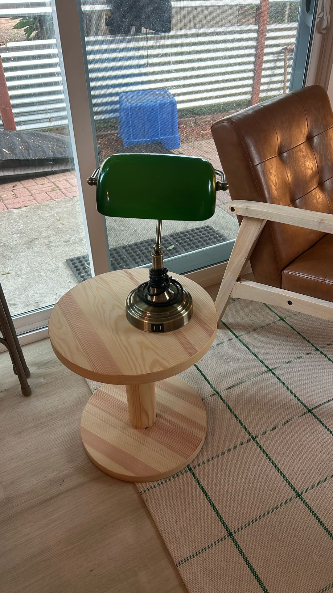 Bankers Lamp with 2 USB Ports, Touch Control Green Glass Desk Lamp with Brass Base, 3-Way Dimmable Vintage Desk Lam