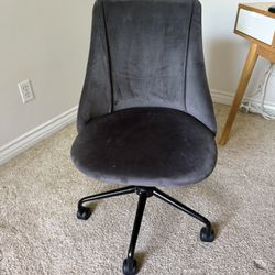 Cute swivel office chair