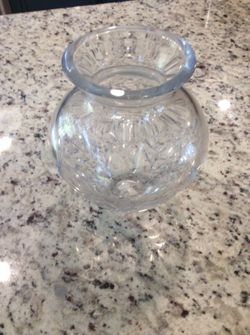 Doulton 8" crystal vase
