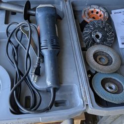 41/2" Grinder/Case/Attachments 