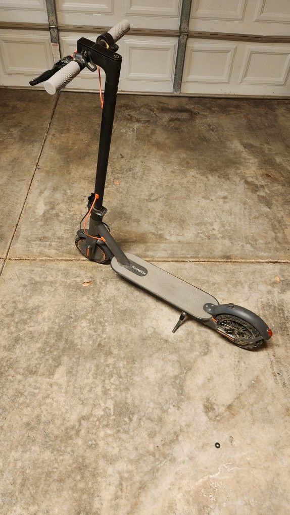 Roinside Electric Scooter - 19mph Max Speed