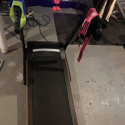 Treadmill 