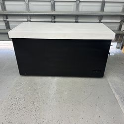 Custom Cold Plunge / Ice Bath – Temp Controlled – Wood Top – Filter + Drain Pump