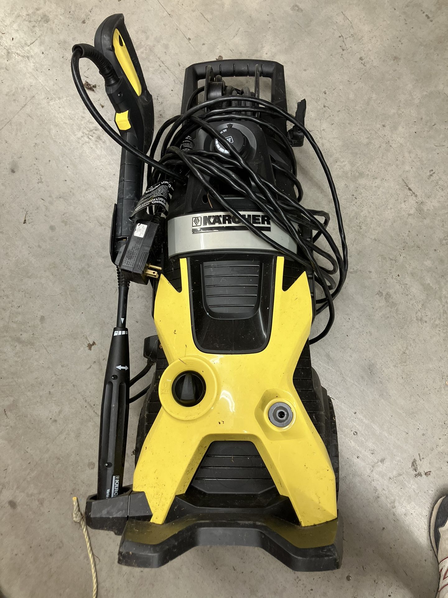 Karcher K5 Premium electric pressure washer 2000 PSI