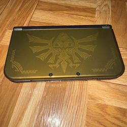 Nintendo 3DS XL Legend Of Zelda Hyrule Version 