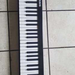 Alexis V49 Midi Keyboard