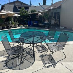 Beautiful Outdoor Patio Furniture!!!🌹🎈♥️