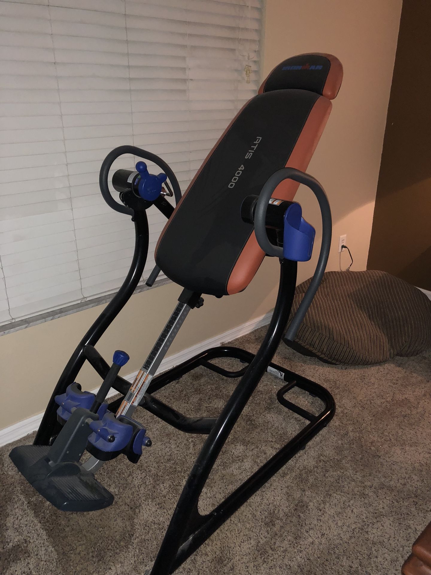 Ironman ATIS 4000 inversion table