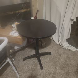 Indoor/outdoor Table And 2 Chairs All Metal