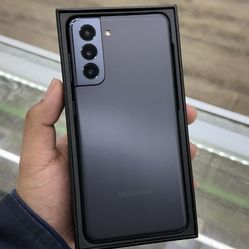 Samsung Galaxy S21 