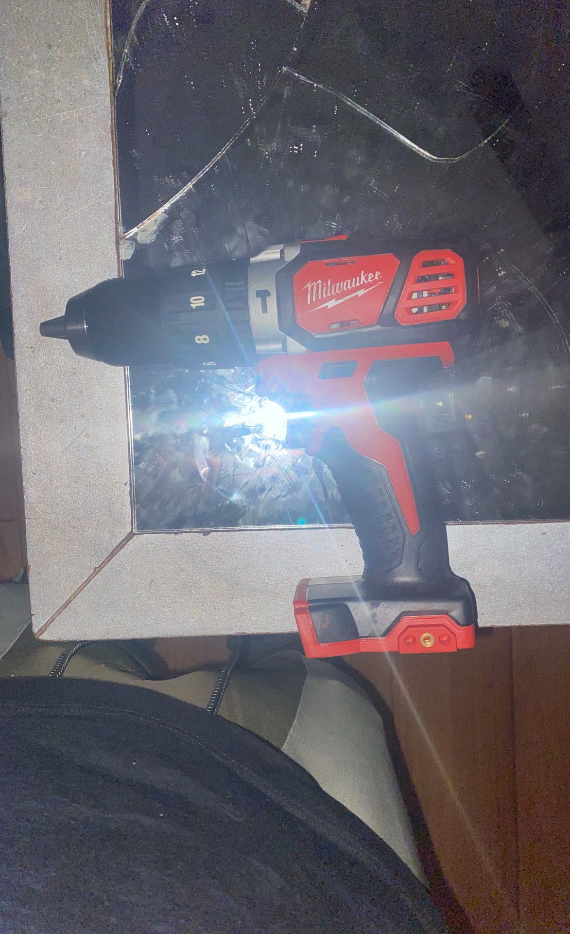 Milwaukee Hammer Drill 18v