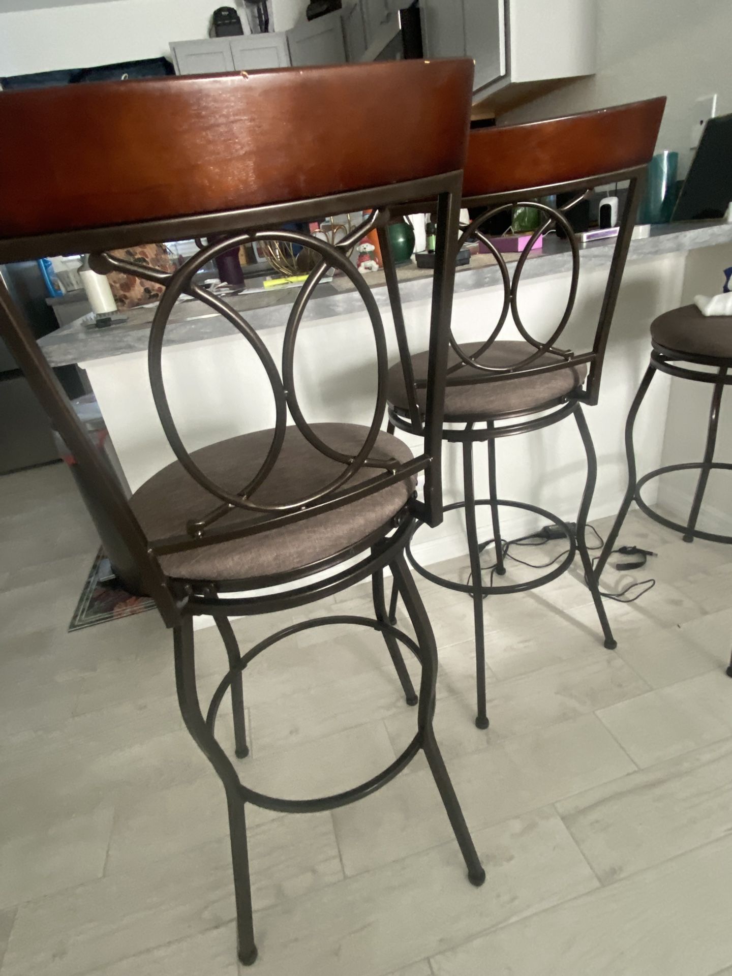 Bar Stools Like New