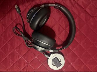 Turtle beach stealth pro with extra battery and charger transmitter