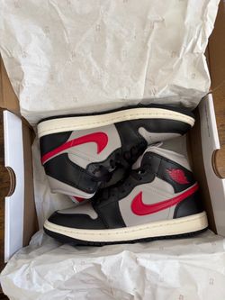 Jordan 1s Mid