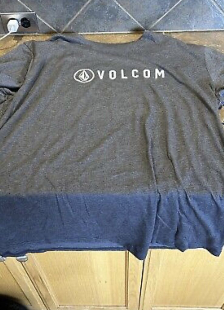 Volcom   Tshirt   Brand   New,