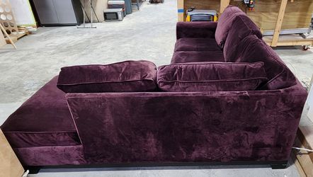 Macys Couch. Excellent Condition. Purple Velvet. Delivery Is Available! Thumbnail