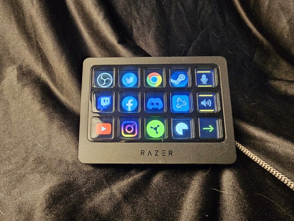 Razer Stream Controller X – Like New, Perfect for Streaming!