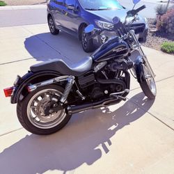 Harley Dyna Super Glide Only 20,840 Miles!