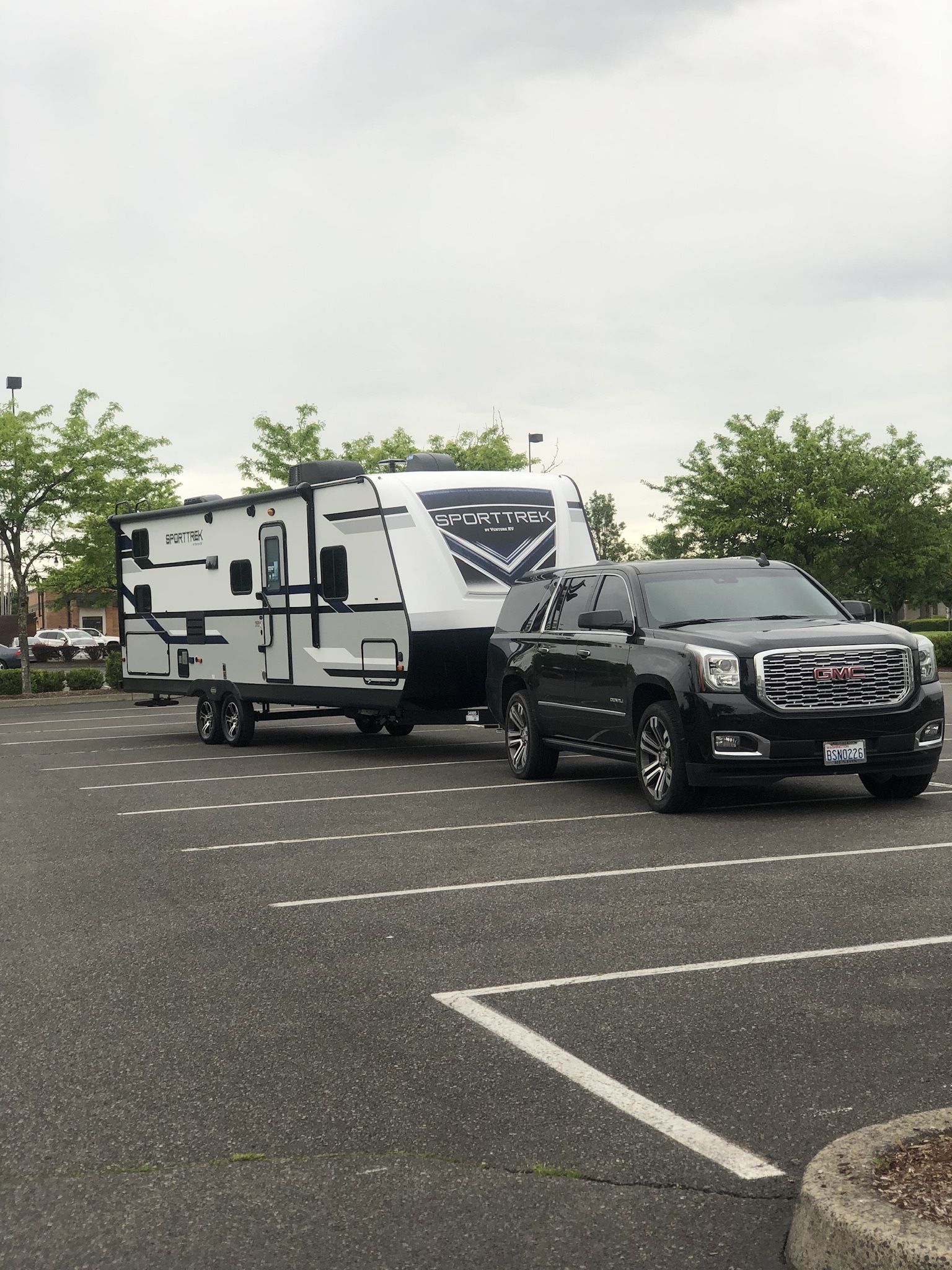 Travel Trailer - 2020 Venture - Sporttrek 270BH