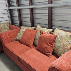 2 Piece Couch and Love Seat 