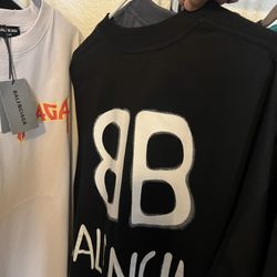 balenciaga graffiti tee