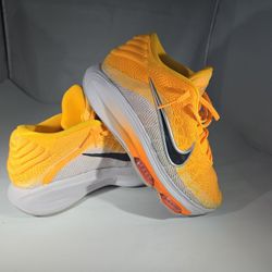 Nike Air Max 270 – Men’s 7 / Women’s 8.5–9 – Bright Yellow 🔥