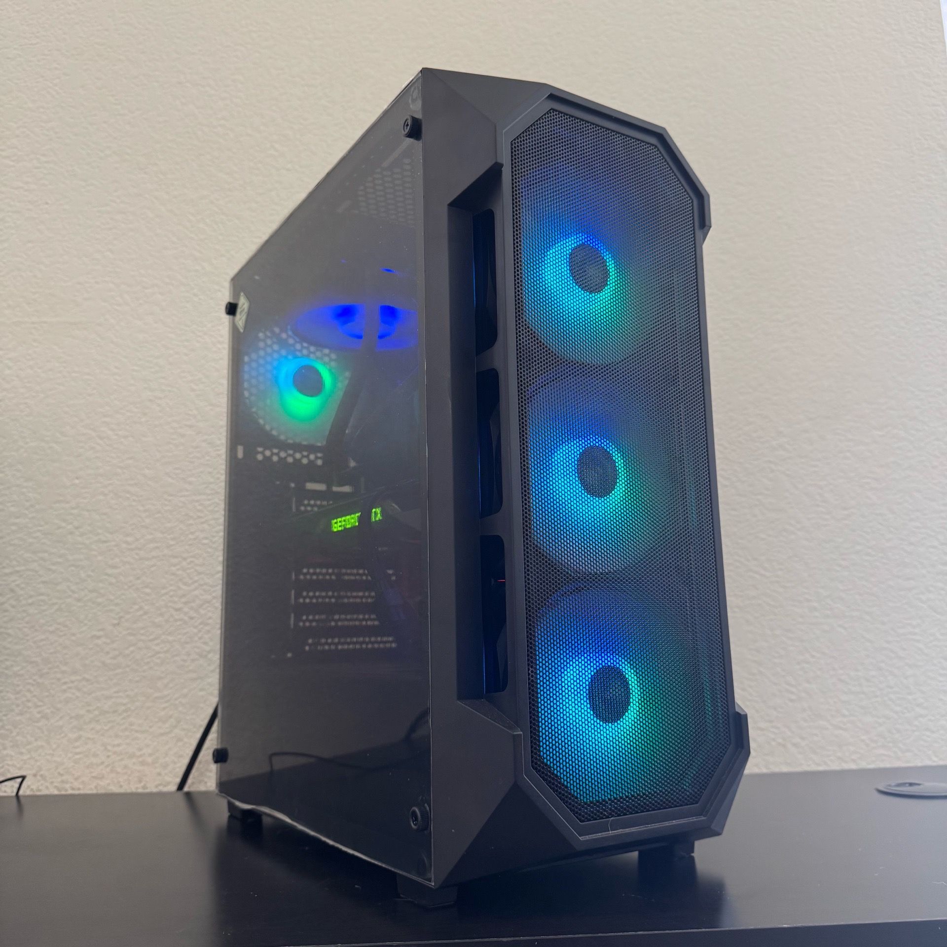 FAST Custom Liquid Cooled Gaming PC ā i5 8600K / GTX 1080 32GB RAM 3TB Storage