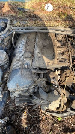 BMW 323i 1999