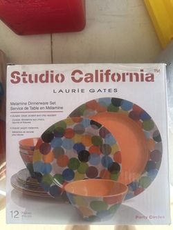 New Studio California Melamine Dinnerware Set – 12 Pieces (Colorful Party Set)