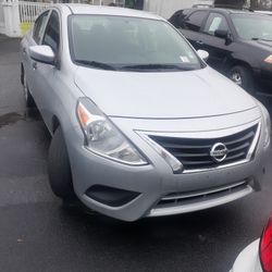2016 Nissan Versa