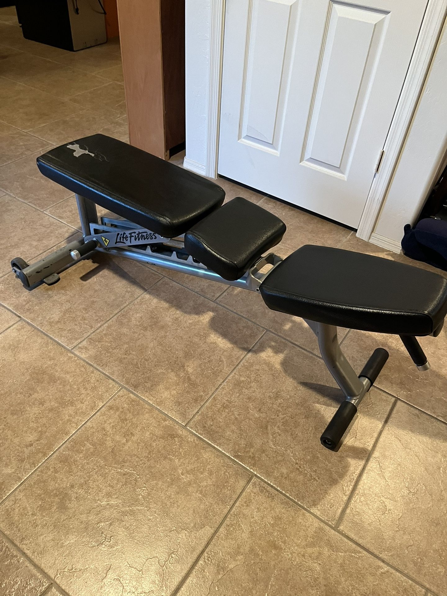 Lifetime Fitness Adjustable Weight Bench Please Read
