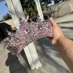 Quince Crown 