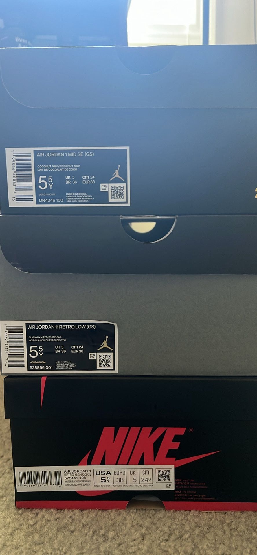 Air Jordan 1, 11